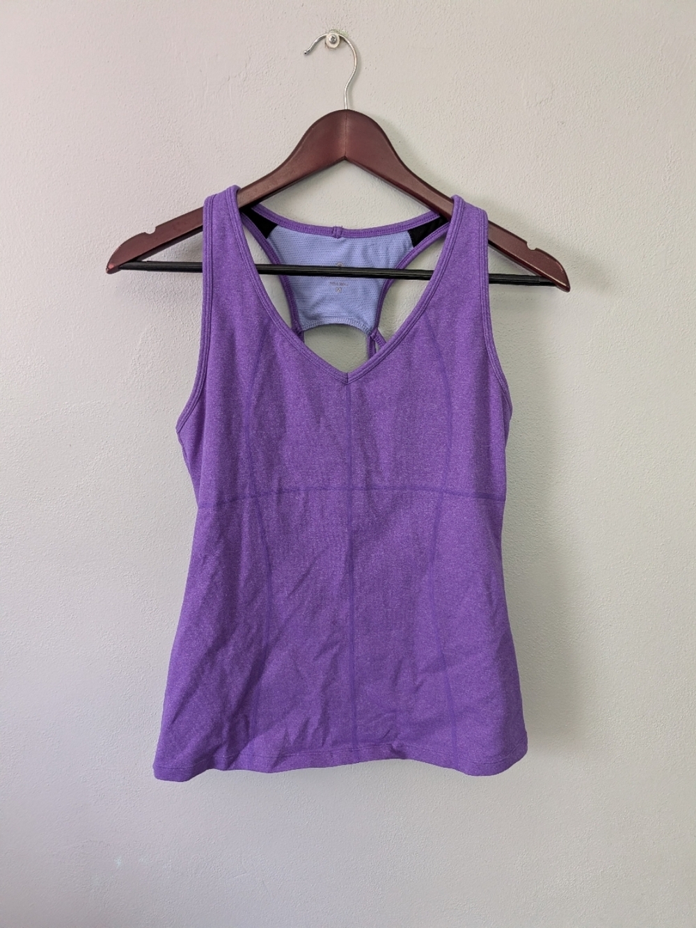Athleta Purple V-Neck Racerback Athletic Workout Strappy Tank Top Medium
